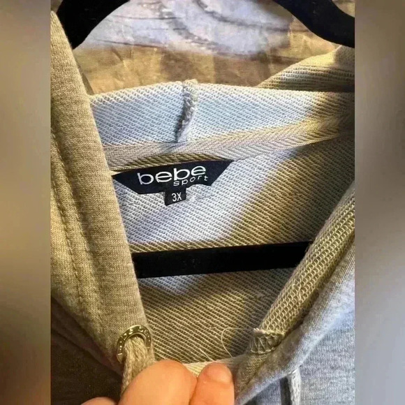 Bebe logo hoodie sweater NWT - Picture 5 of 7